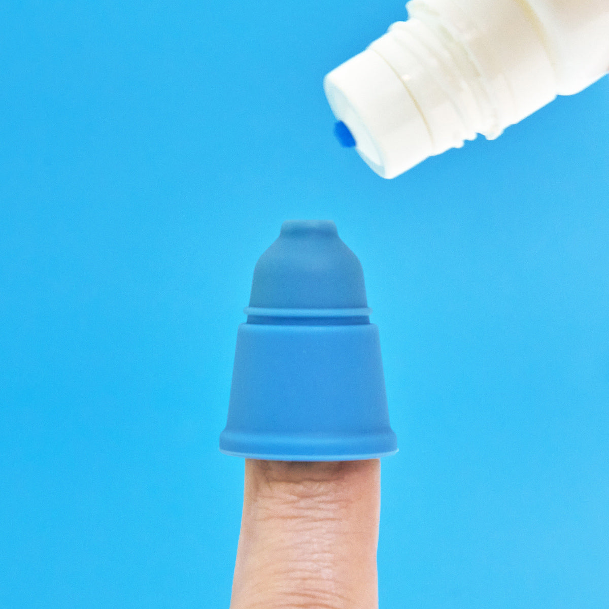 Magic Touch Eye Drop Applicator, Easy to Use, Reduce Waste